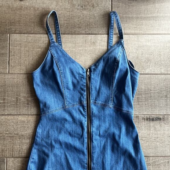 Haute Monde Denim Mini Dress M Zip Front Bodycon Adjustable Spaghetti Straps - Picture 2 of 9